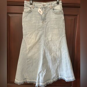 Ganni Hi Rise Midi Denim Skirt NWT size 42 (US waist 34)